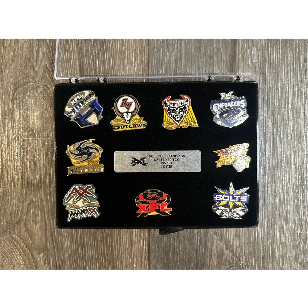 XFL 2001 Inaugural Season Limited Edition HTF Pin Set In Display Case Lapel Pins